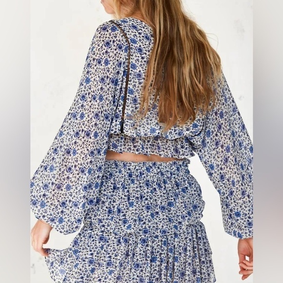 LoveShackFancy Nellie Blouse Floral Print Silk Biscay Blue Peplum Sz XS - Picture 4 of 14